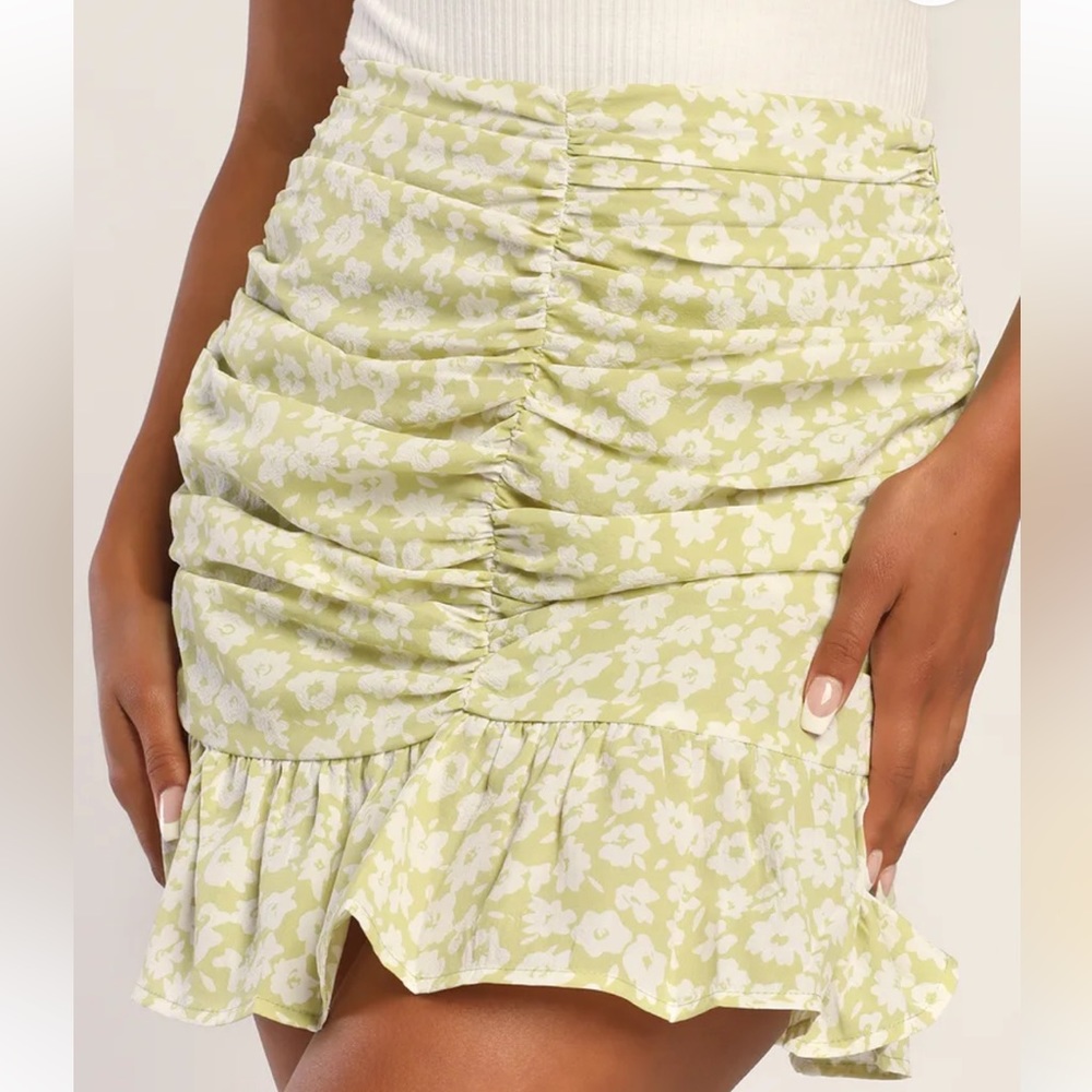 Lulu’s / Lush Ruched Lime Green Mini Skirt, lime green skirt, floral mini skirt